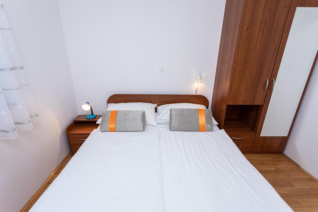 Apartments Crnekovic Jasna باشْكا المظهر الخارجي الصورة