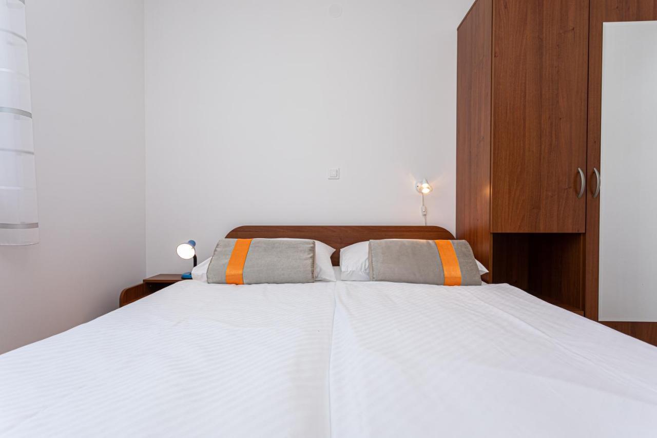 Apartments Crnekovic Jasna باشْكا المظهر الخارجي الصورة
