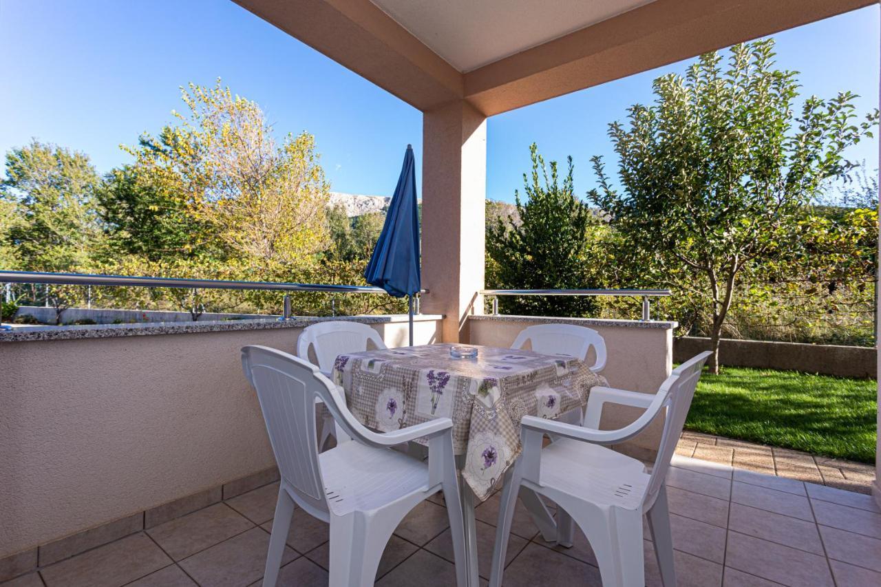 Apartments Crnekovic Jasna باشْكا المظهر الخارجي الصورة