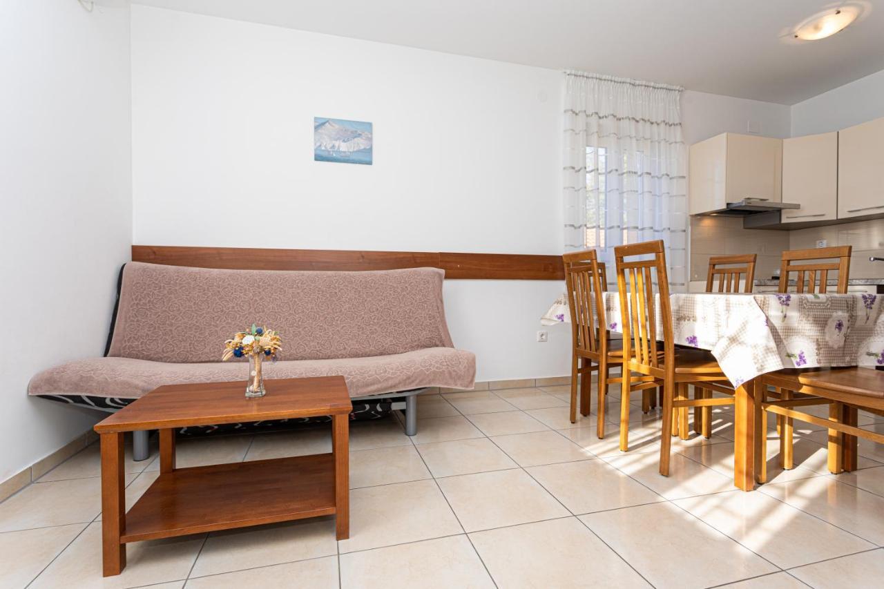 Apartments Crnekovic Jasna باشْكا المظهر الخارجي الصورة