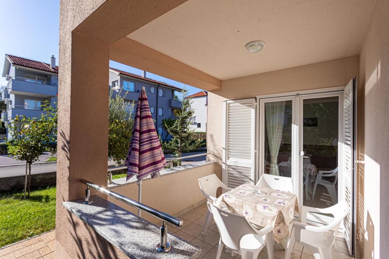 Apartments Crnekovic Jasna باشْكا المظهر الخارجي الصورة
