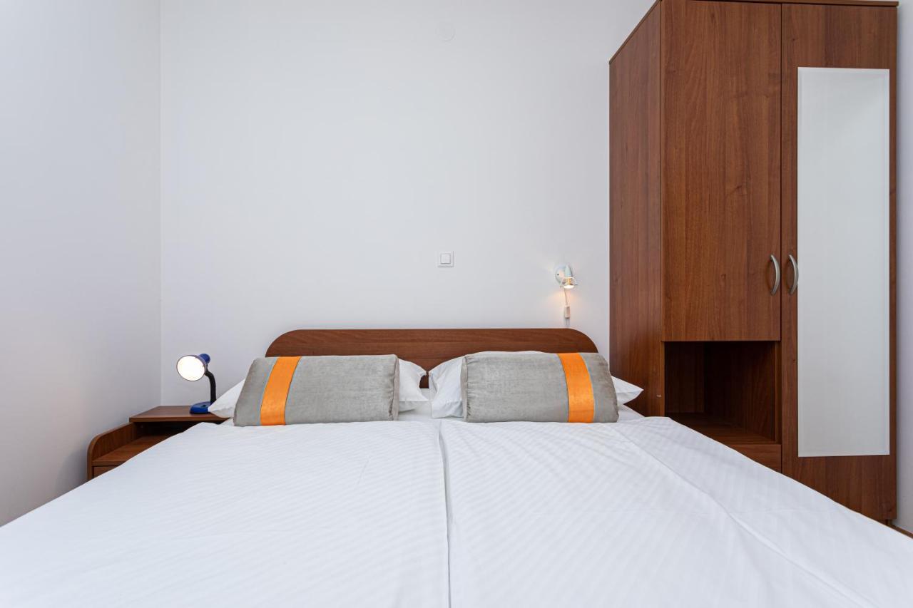 Apartments Crnekovic Jasna باشْكا المظهر الخارجي الصورة