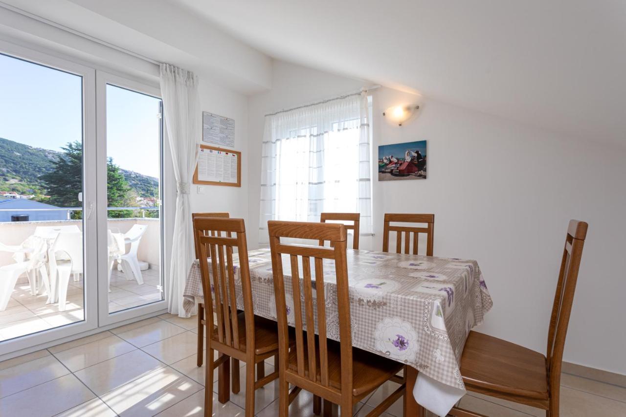 Apartments Crnekovic Jasna باشْكا المظهر الخارجي الصورة